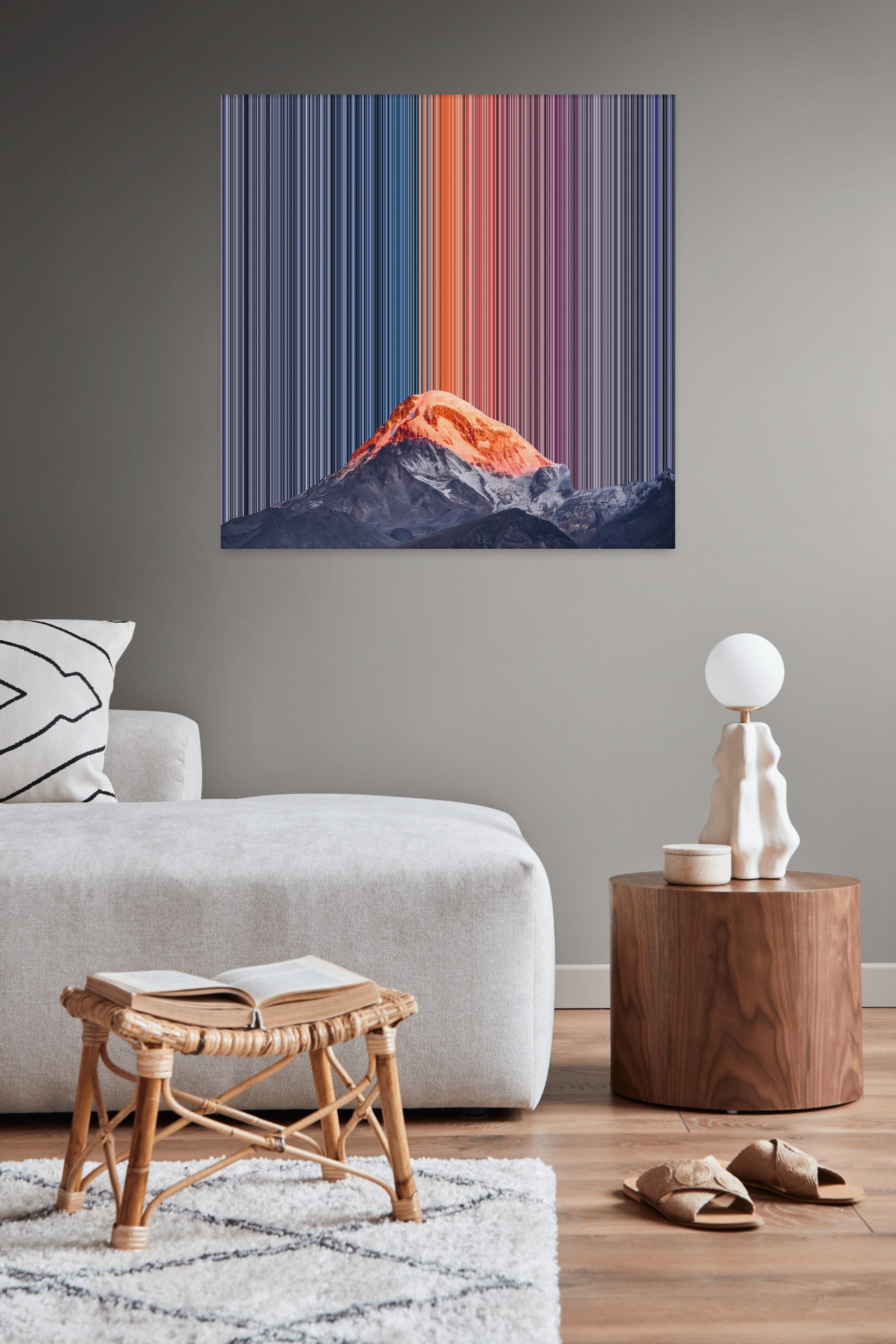 Mtskheta-Mtianeti, Georgia - Lifestyle staging in modern interior - Gradienta