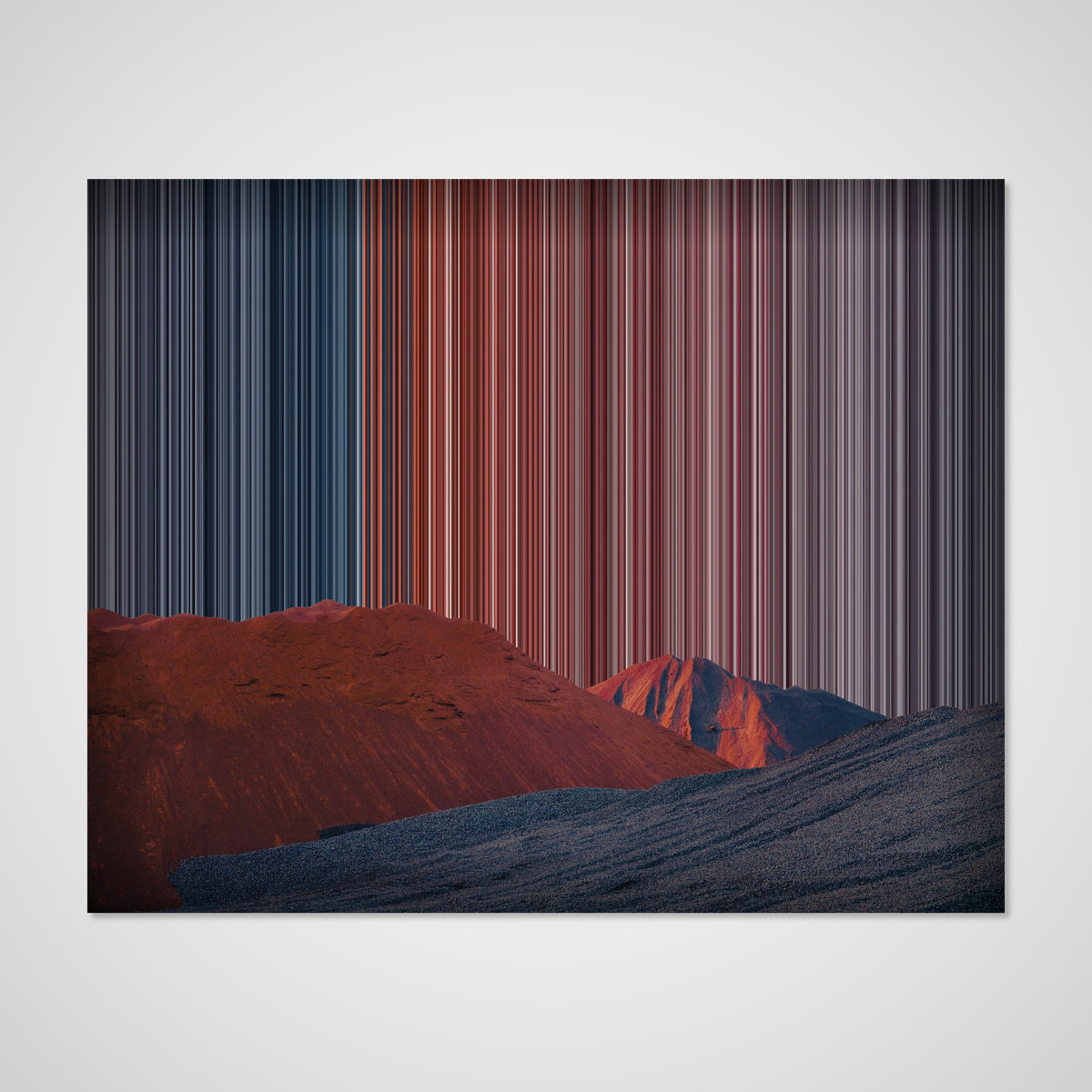 Collines érodées au lever du soleil – Vue à plat de la toile montrant les détails de l'œuvre